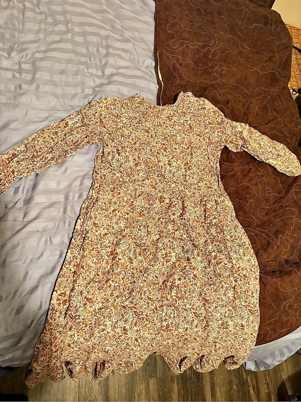 Floral Mini Dress in Brown & White Like New
